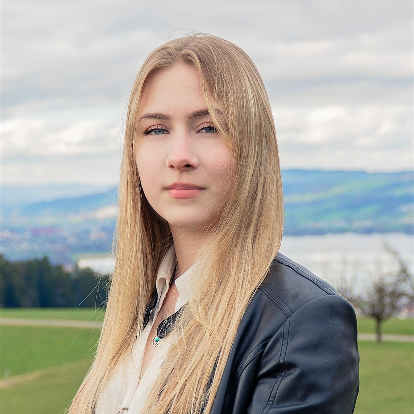 Sofija Reich — Sparkside